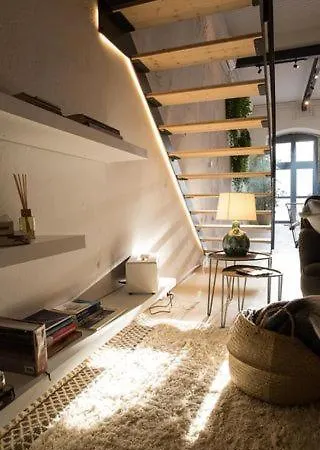 Industrial Loft In Front Of Santa Apolonia Apartment *